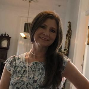 Meet your Posher, Kelly